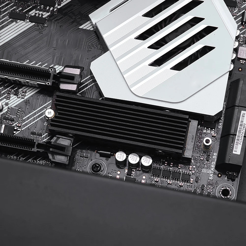 M.2 2280 SSD Radiator Heat Sink NVME NGFF SSD Cooling Heat Sink Aluminum Alloy with Thermal Silicone Pad for Game Console
M.2 2280 SSD Radiator Heat Sink NVME NGFF SSD Cooling Heat Sink Aluminum Alloy with Thermal Silicone Pad for Game Console