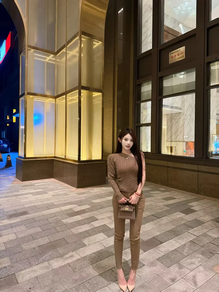 Caramel Latte High Waist Cotton Stretch Denim Pencil Pants Korean Style Tight Fit Butt Lifting Slimming Nine Points Pants
Caramel Latte High Waist Cotton Stretch Denim Pencil Pants Korean Style Tight Fit Butt Lifting Slimming Nine Points Pants