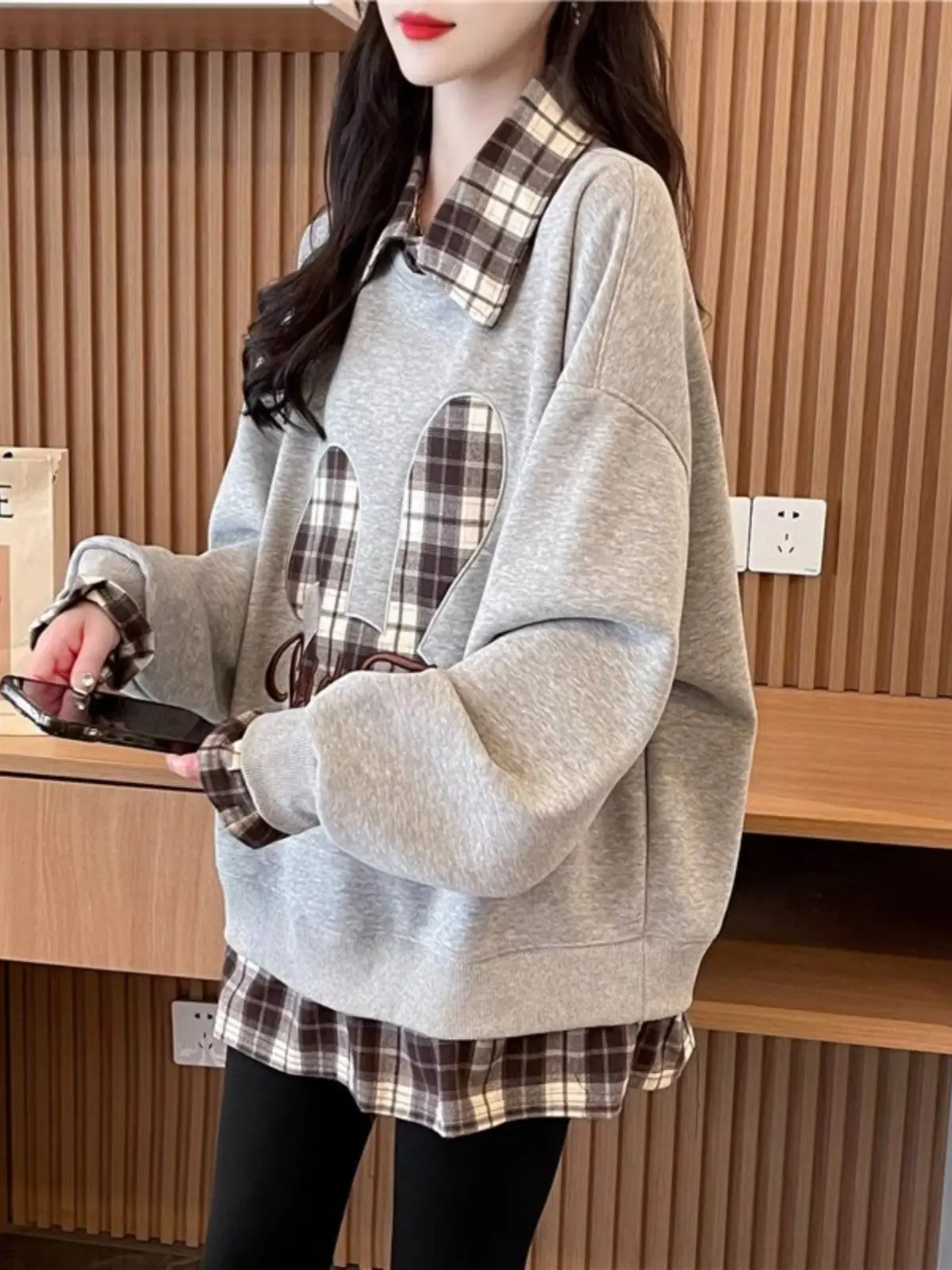 plus Size 300 Pou Faionable Casual Cartoon Rabbit Sweatirt Women Spring Autumn Fake Two-Piece Loose Versatile Top
plus Size 300 Pou Faionable Casual Cartoon Rabbit Sweatirt Women Spring Autumn Fake Two-Piece Loose Versatile Top