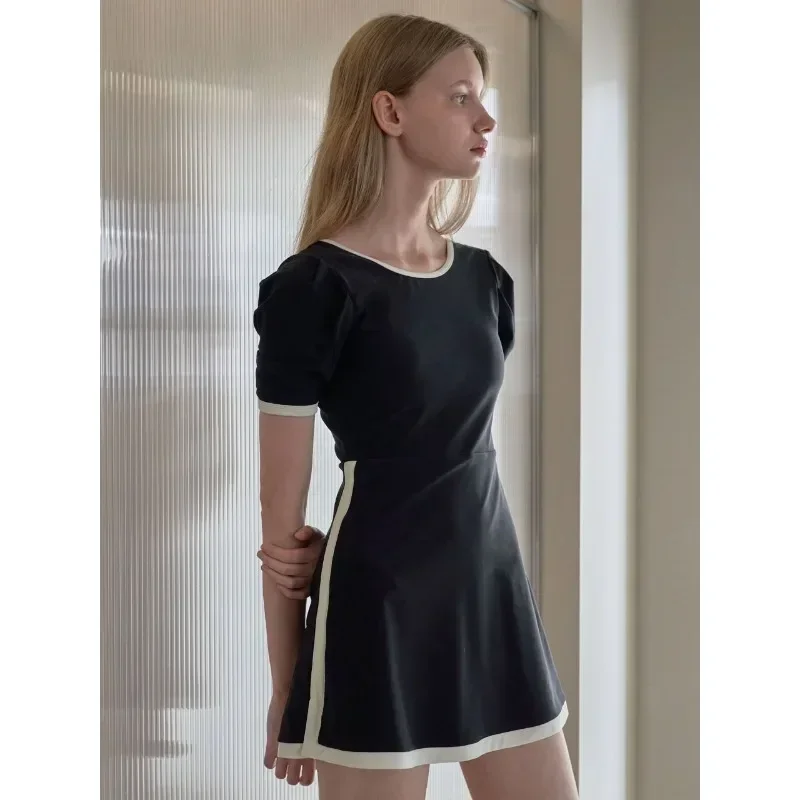 2024 New Korean Edition INS Style Swimdress Slim Short Sleeve One Piece Swimsuit Open Back Skirt Swimwear Women's Swimwear Sport
2024 New Korean Edition INS Style Swimdress Slim Short Sleeve One Piece Swimsuit Open Back Skirt Swimwear Women's Swimwear Sport