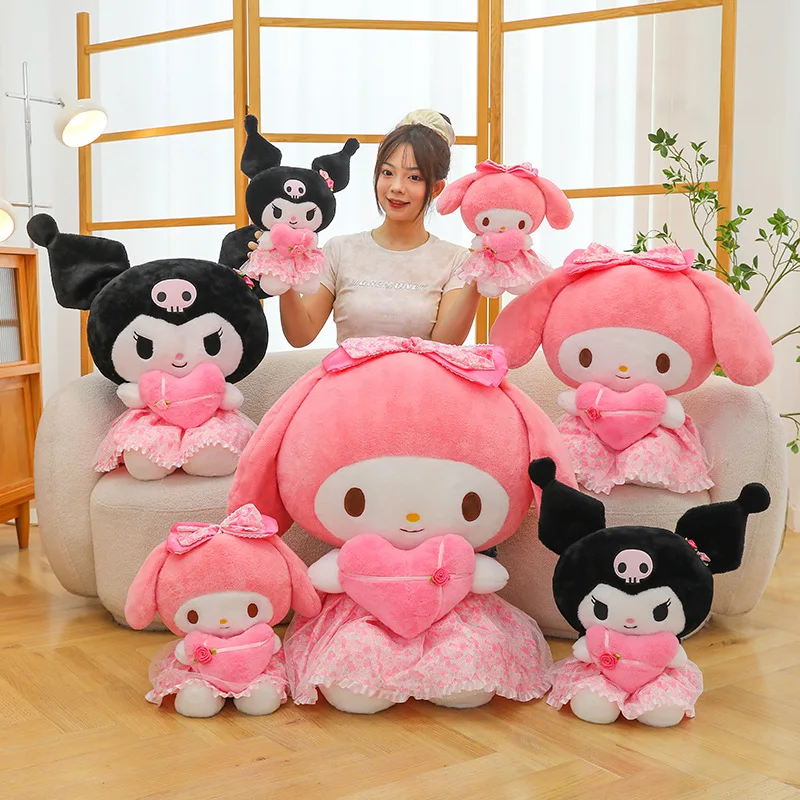 MINISO 24 см аниме игрушки Kawaii Kuromi Mymelody красочные плюшевые игрушки серии любовь плюшевая кукла успокаивающие подарки на день рождения и день Святого Валентина
MINISO 24 см аниме игрушки Kawaii Kuromi Mymelody красочные плюшевые игрушки серии любовь плюшевая кукла успокаивающие подарки на день рождения и день Святого Валентина