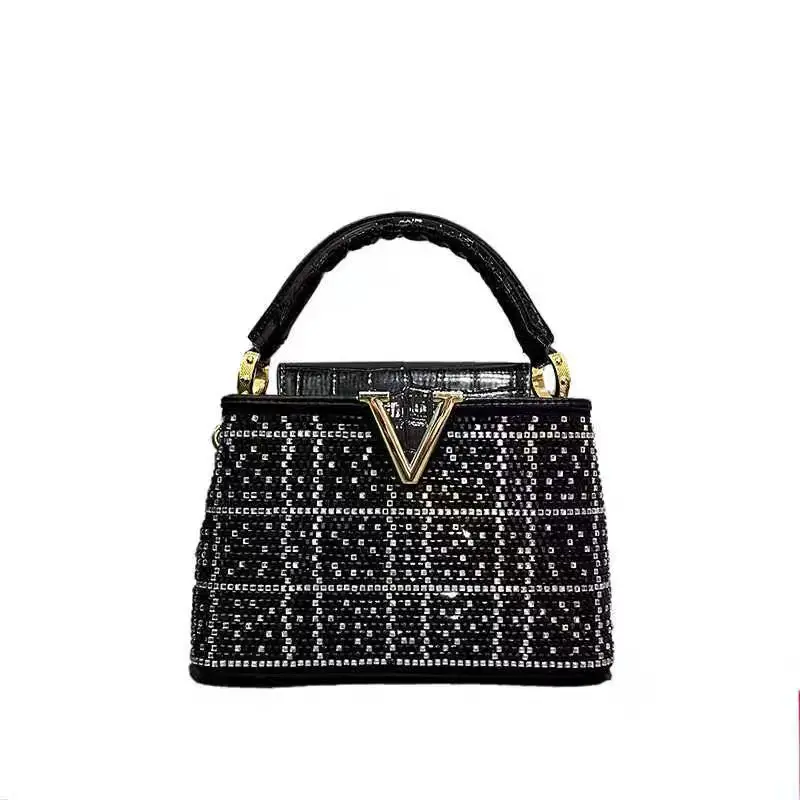 Original Textured Diaper Bag Retro Elegant Shoulder Purse Large Capacity Stylish Crossbody For Leisure Shopping Party
Original Textured Diaper Bag Retro Elegant Shoulder Purse Large Capacity Stylish Crossbody For Leisure Shopping Party