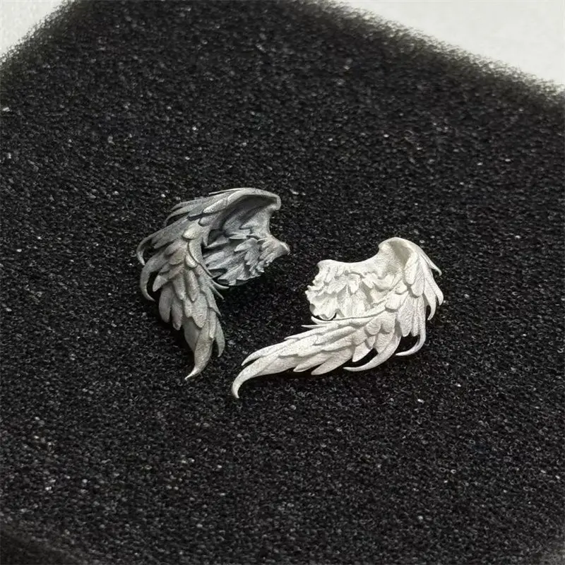 Creative Smart Angel Wings Earrings Devil Wings Color Matching Personality Black and White Contrast Earrings Feather Earrings
Creative Smart Angel Wings Earrings Devil Wings Color Matching Personality Black and White Contrast Earrings Feather Earrings