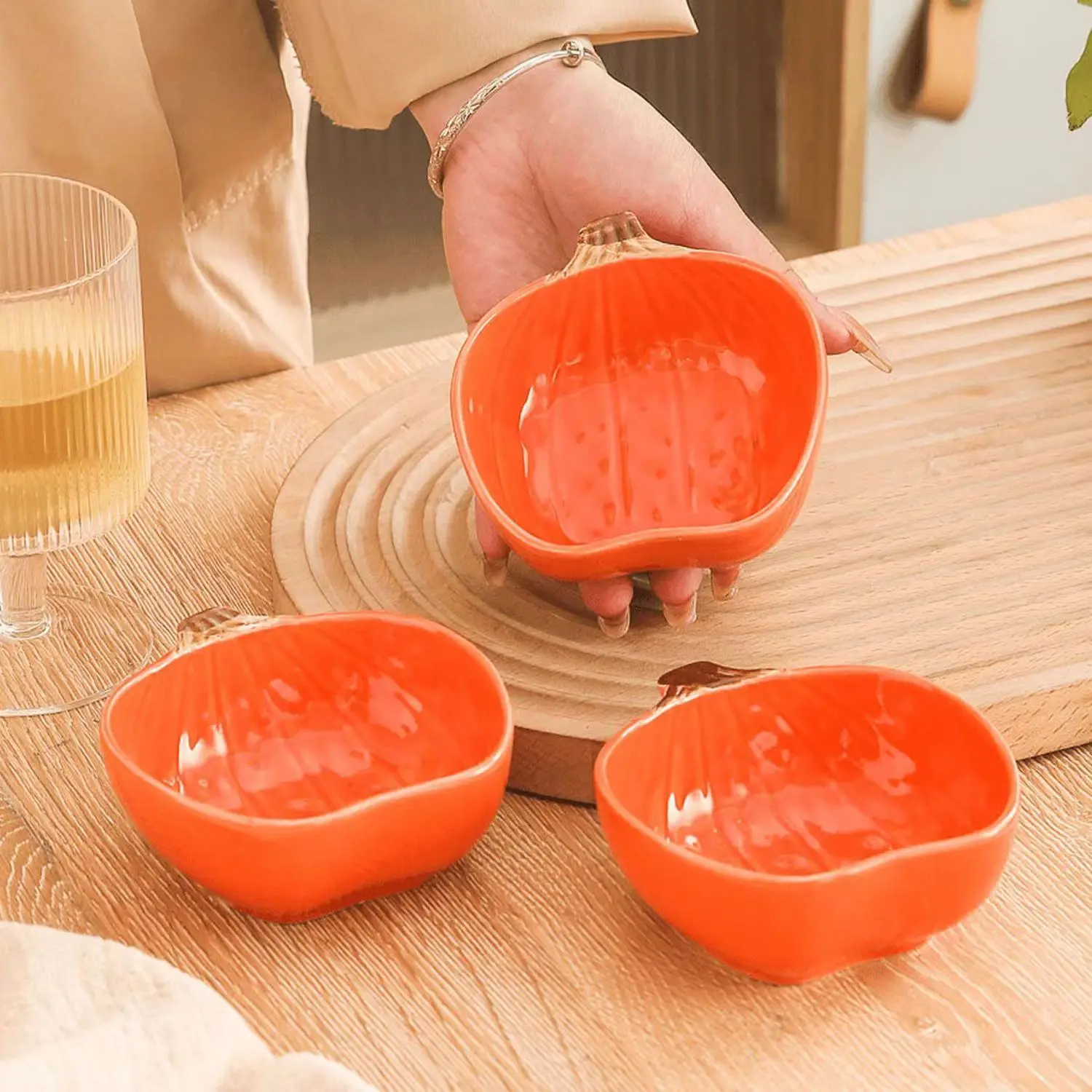 Cute Pumpkin Shaped Dipping Dish, Household Ceramic Underglaze Color, High Aesthetic Soy Sauce Hot Pot Seasoning, Edible Dish
Cute Pumpkin Shaped Dipping Dish, Household Ceramic Underglaze Color, High Aesthetic Soy Sauce Hot Pot Seasoning, Edible Dish