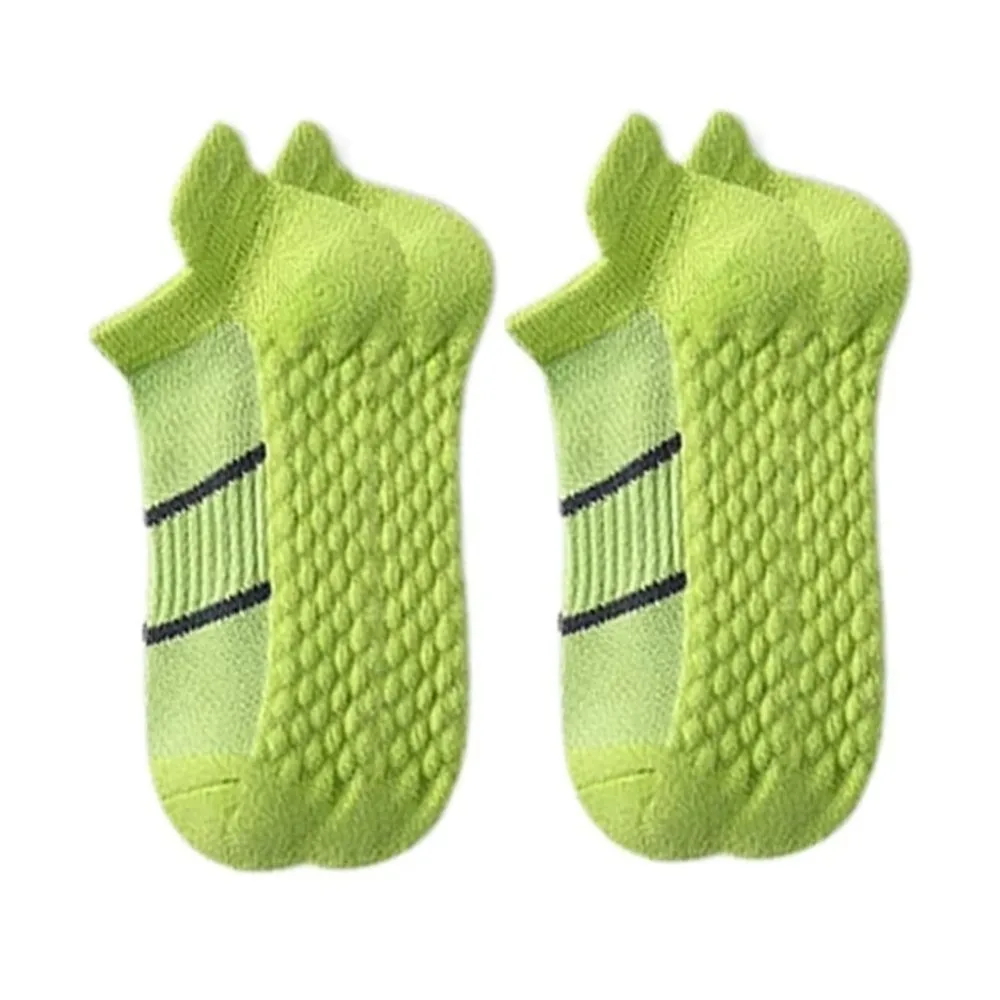 Professional Breathable Sport Socks Anti-sweat Anti-friction Athletic Socks Quick Dry Fitness Socks Unisex
Professional Breathable Sport Socks Anti-sweat Anti-friction Athletic Socks Quick Dry Fitness Socks Unisex