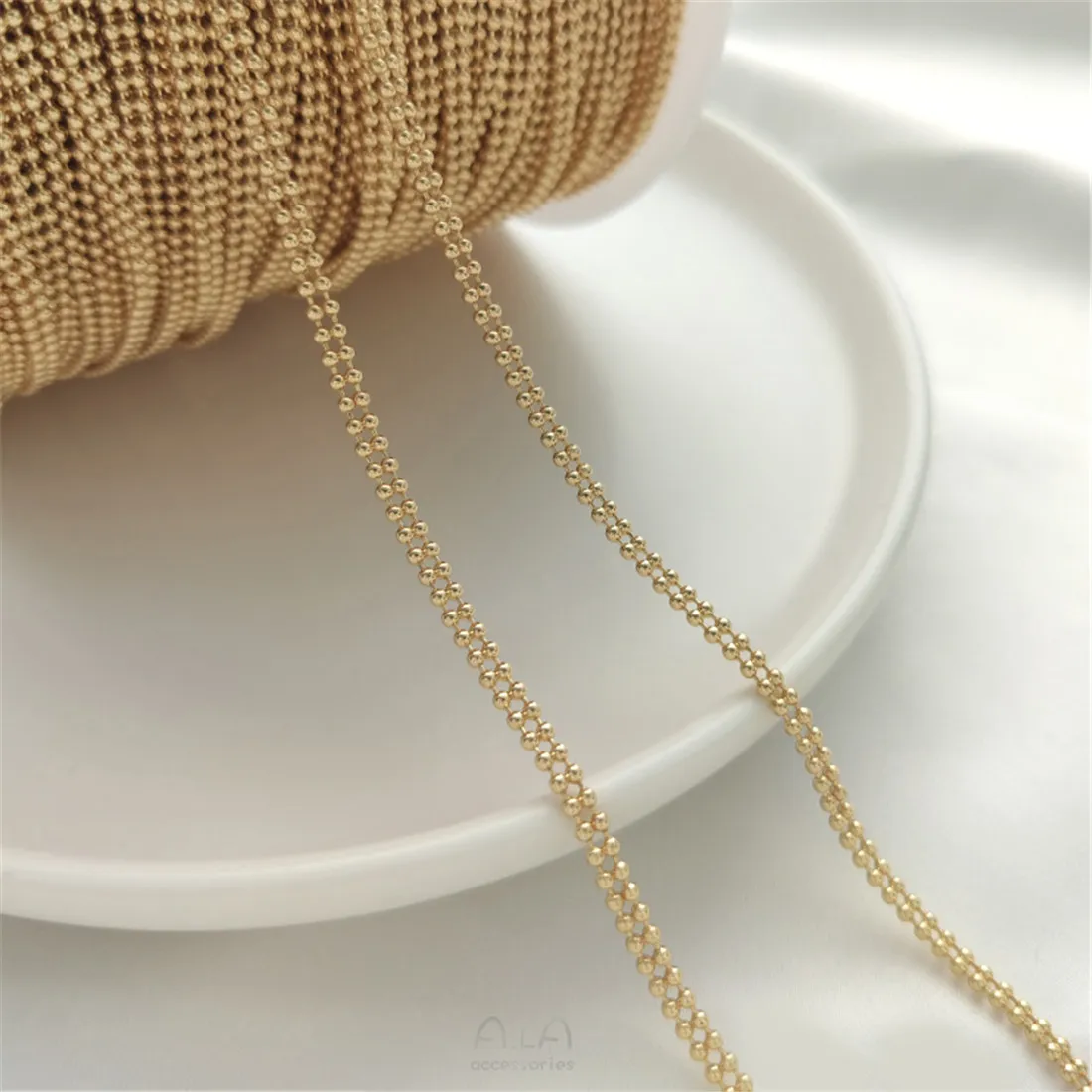 14K Gold-coated Double-row Bead Chain 1.5mm Round Bead Chain Loose Chain Diy Bracelet Braided Rope Jewelry Chain Accessories
14K Gold-coated Double-row Bead Chain 1.5mm Round Bead Chain Loose Chain Diy Bracelet Braided Rope Jewelry Chain Accessories