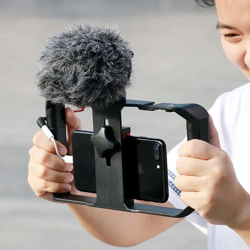 Mobile Phone Handheld Camera Bracket Video Stabilizer Vlog Grip Photography Live Stream Rabbit Cage Stable Filmmaker
Mobile Phone Handheld Camera Bracket Video Stabilizer Vlog Grip Photography Live Stream Rabbit Cage Stable Filmmaker