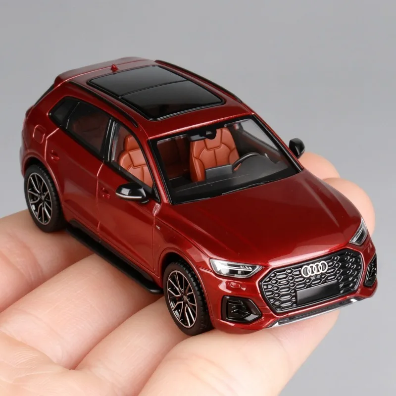 Licensed 1:64 Scale 2024 Audi Q5L Diecast Car Model Toy Vehicle Collection Miniature Voiture Hobby Ornament with Gift Box
Licensed 1:64 Scale 2024 Audi Q5L Diecast Car Model Toy Vehicle Collection Miniature Voiture Hobby Ornament with Gift Box