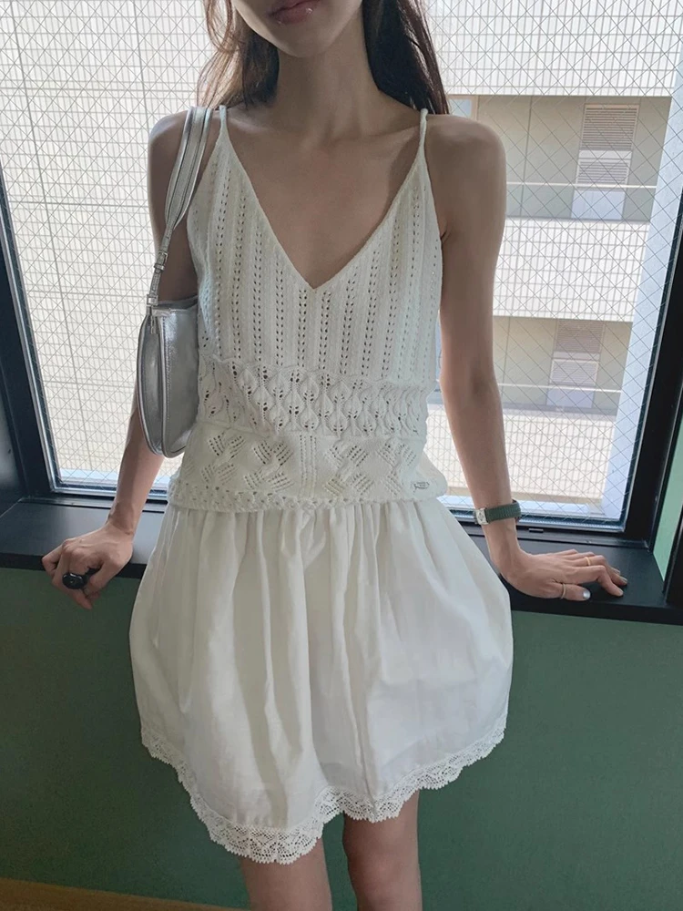 Sweet Young Women's Summer Lace Hollow out Bal Strap Vest And Skirt Set Faionable Two-Piece Outfit for Ages 8-25
Sweet Young Women's Summer Lace Hollow out Bal Strap Vest And Skirt Set Faionable Two-Piece Outfit for Ages 8-25