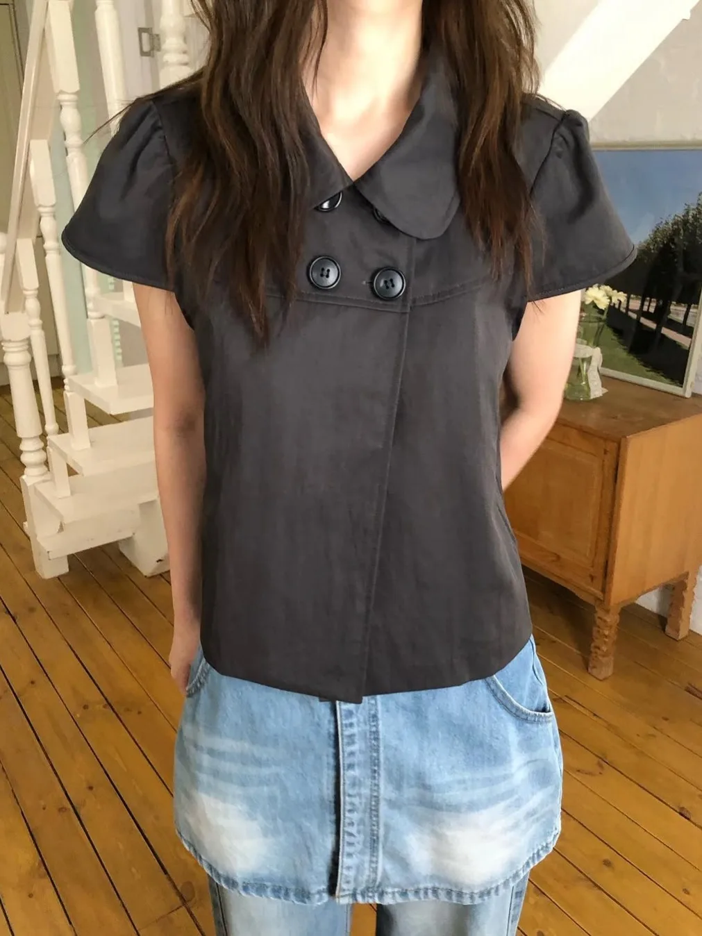 Retro Double-Breasted Bubble-Sleeve Loose Casual Shirt Women's Summer New Style College Wind Upper Body Fashion Streetwear
Retro Double-Breasted Bubble-Sleeve Loose Casual Shirt Women's Summer New Style College Wind Upper Body Fashion Streetwear