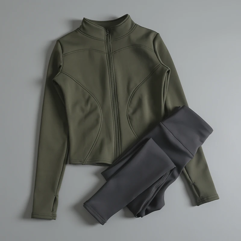 Fleece yoga suit for women in autumn and winter slimming thickened jacket tight fast drying clothes professional fitness
Fleece yoga suit for women in autumn and winter slimming thickened jacket tight fast drying clothes professional fitness