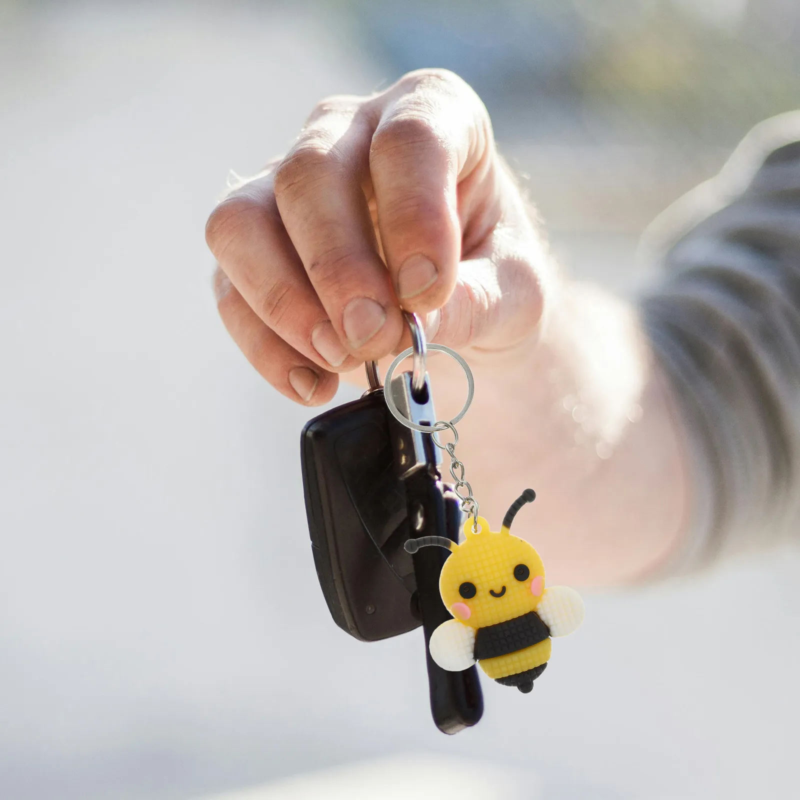 10 Pcs Cute Bee Keychain Cartoon Keychain Purse Hanging Keyring Novelty Party Favor Bee Theme Party Favors keyring Festive gifts
10 Pcs Cute Bee Keychain Cartoon Keychain Purse Hanging Keyring Novelty Party Favor Bee Theme Party Favors keyring Festive gifts