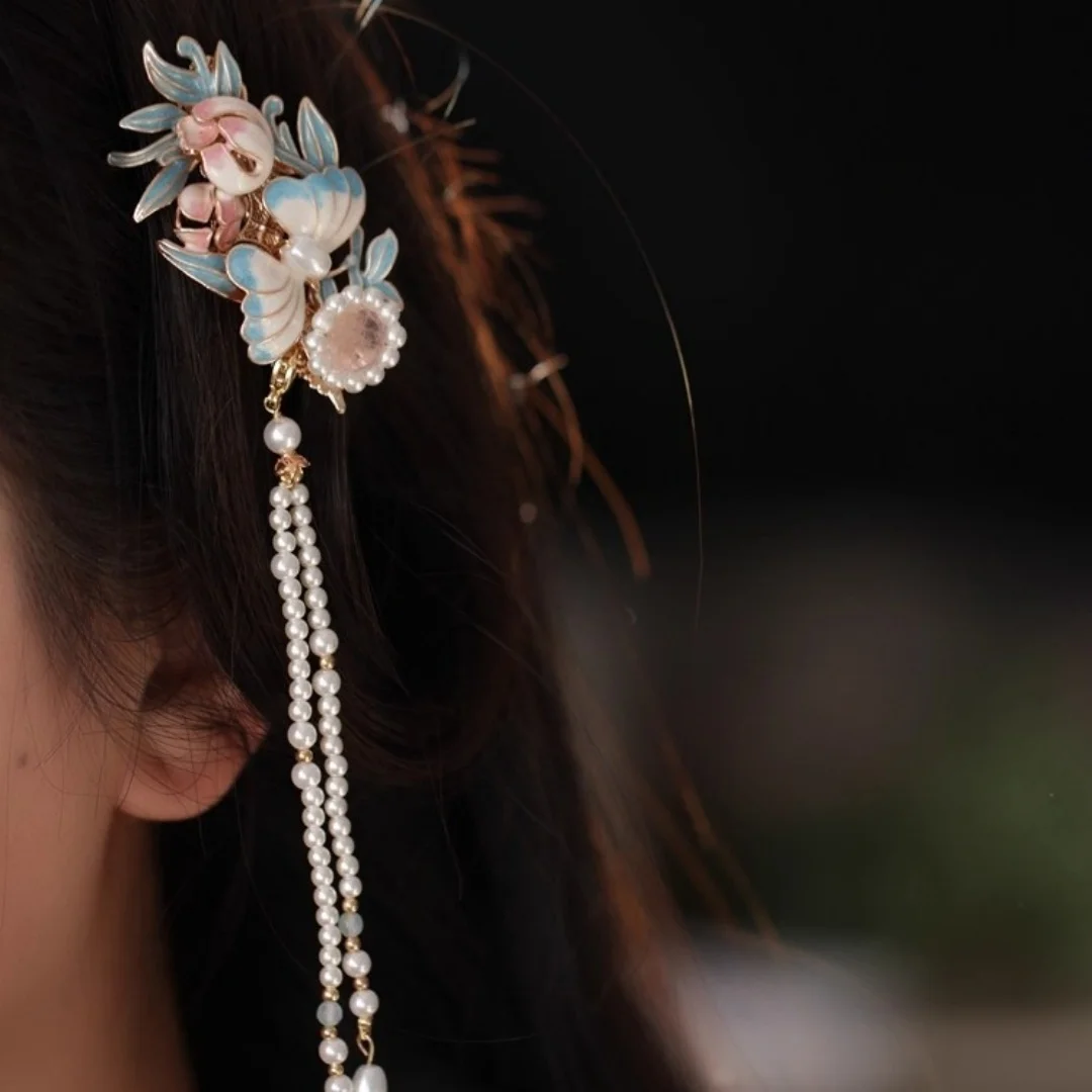 Заколка для волос с цветком-бабочкой, изысканная маленькая боковая заколка, ультра-фейный стиль, заколка для волос свежего розово-синего цвета, древний стиль Hanfu
Заколка для волос с цветком-бабочкой, изысканная маленькая боковая заколка, ультра-фейный стиль, заколка для волос свежего розово-синего цвета, древний стиль Hanfu