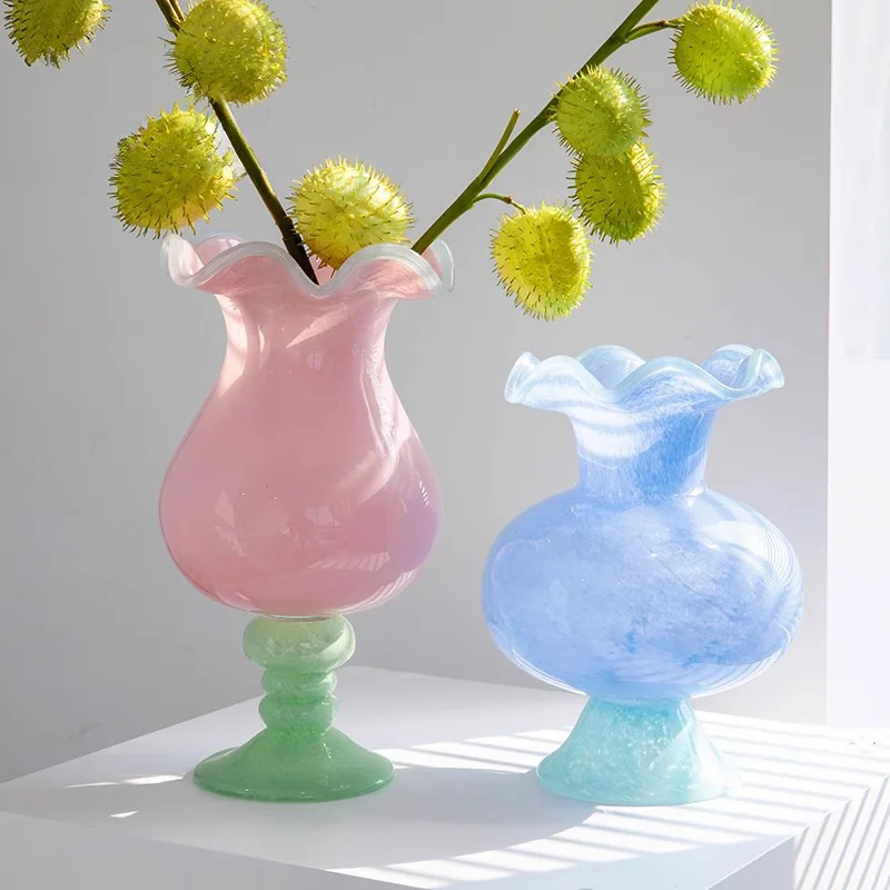 Vase French middle ancient lotus leaf lace wind lamp glass vase fresh tall art color glass vase high appearance level
Vase French middle ancient lotus leaf lace wind lamp glass vase fresh tall art color glass vase high appearance level