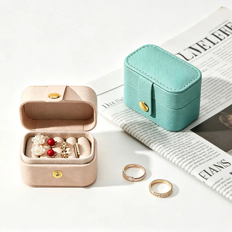 New Mini Jewelry Box for Women Portable Small Jewelry Storage Ring Holder Boxes Organiser Display Gift Box SSH03
New Mini Jewelry Box for Women Portable Small Jewelry Storage Ring Holder Boxes Organiser Display Gift Box SSH03