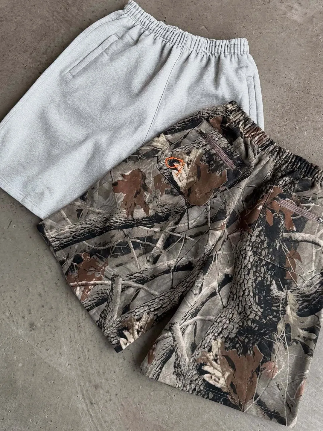 Шорты в американском рабочем стиле, камуфляжные, унисекс, свободные, повседневные, для активного отдыха, молодежные, модные, из полиэфирного волокна, со средней посадкой на талии
Шорты в американском рабочем стиле, камуфляжные, унисекс, свободные, повседневные, для активного отдыха, молодежные, модные, из полиэфирного волокна, со средней посадкой на талии