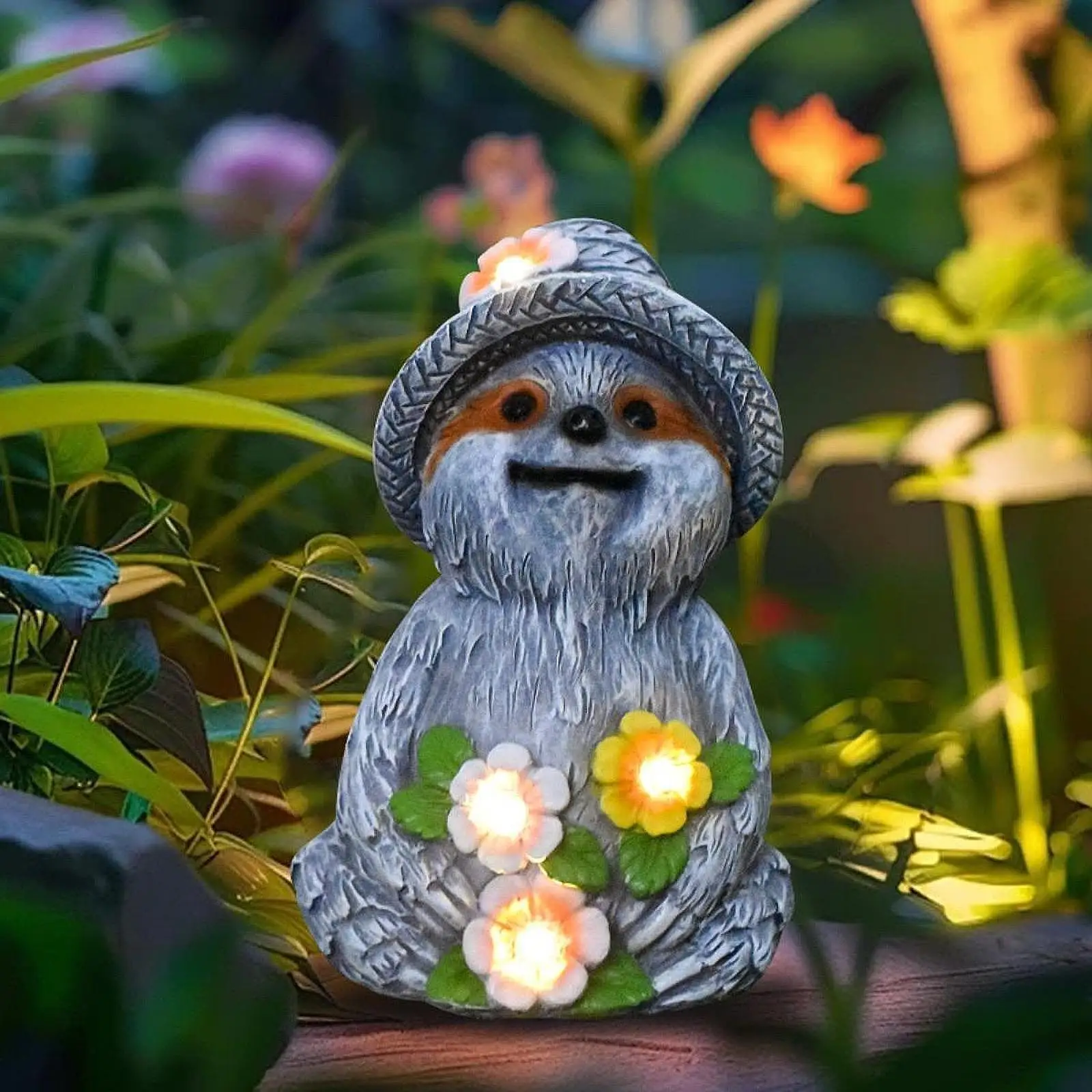 Sloth Elf Figurine Resin with Solar Light Sloth Ornament Animal Sloth Sculpture for Yard Art Lawn Outside Decorating Home
Sloth Elf Figurine Resin with Solar Light Sloth Ornament Animal Sloth Sculpture for Yard Art Lawn Outside Decorating Home