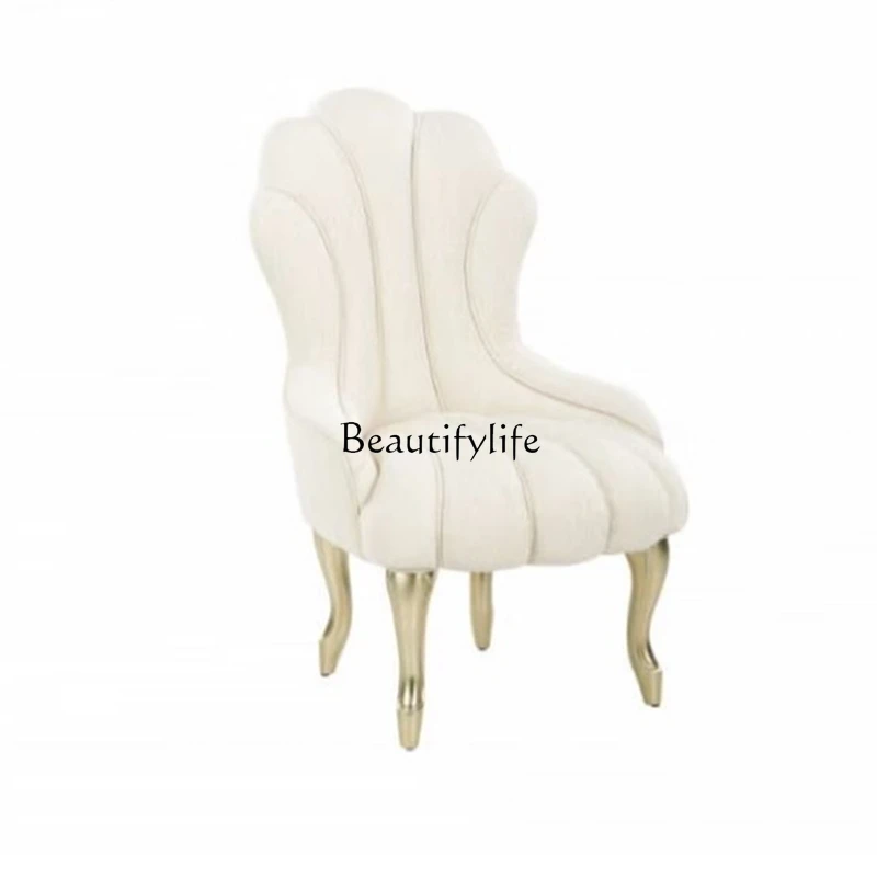 American light luxury decorative chair living room balcony sofa fabric soft bag solid wood leisure chair
American light luxury decorative chair living room balcony sofa fabric soft bag solid wood leisure chair