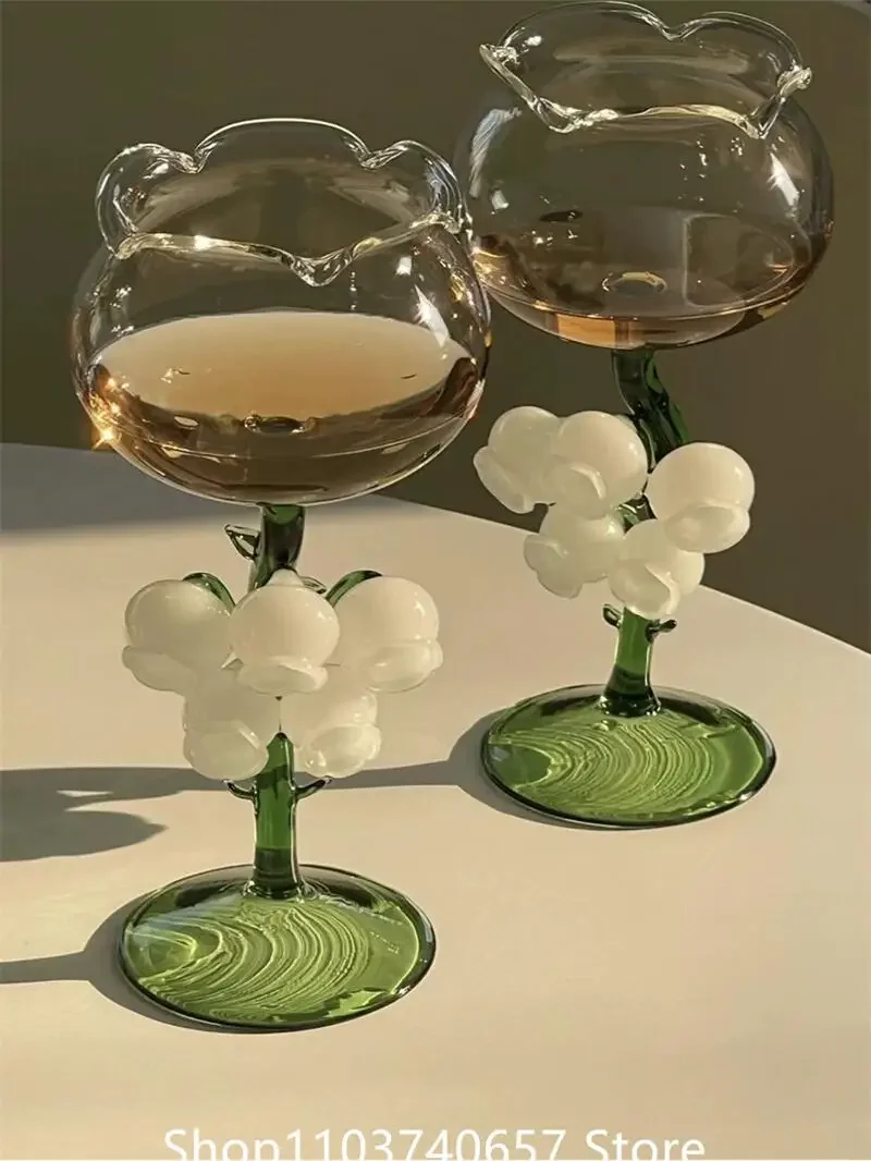 Flower Mouth Transparent Glass 3D White Jade Bell Orchid Handle 250ml Cocktail Glass Martini Goblet Wine Cup for Club Home Us
Flower Mouth Transparent Glass 3D White Jade Bell Orchid Handle 250ml Cocktail Glass Martini Goblet Wine Cup for Club Home Us