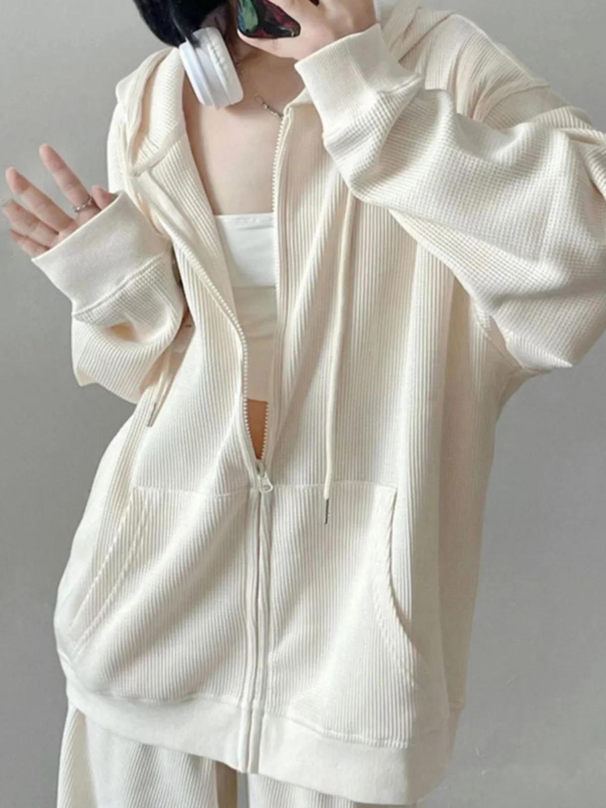 Oversize Hooded Zipper Sweatshirt Women's Spring Autumn Thin Cotton Lined Loose Fit Winter Fleece Thickened Cardigan Coat
Oversize Hooded Zipper Sweatshirt Women's Spring Autumn Thin Cotton Lined Loose Fit Winter Fleece Thickened Cardigan Coat
