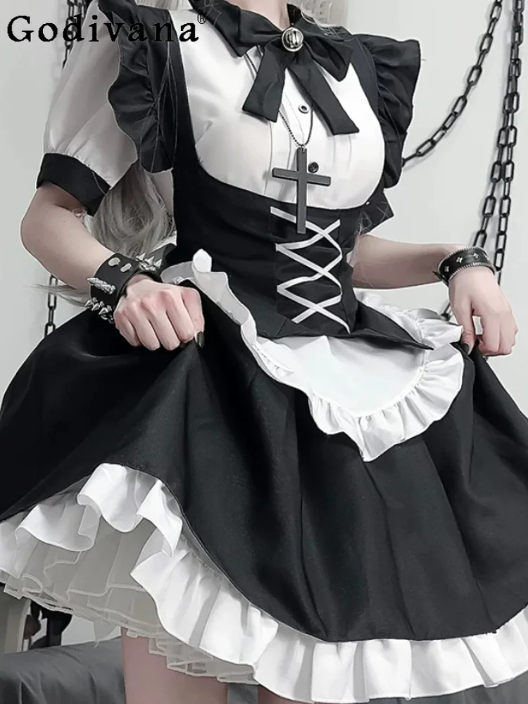 Gothic Maid Cos Lolita Short Sleeve Anime Dress Fashion High Waist A-line Versatile Personality Girl Black White Party Dresses
Gothic Maid Cos Lolita Short Sleeve Anime Dress Fashion High Waist A-line Versatile Personality Girl Black White Party Dresses