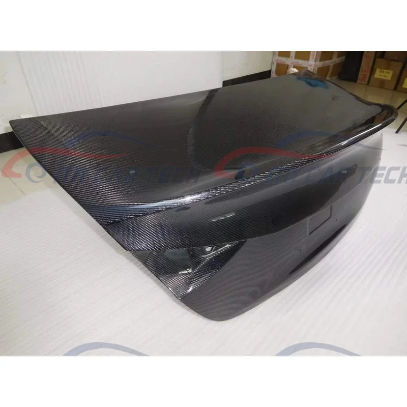 Задний багажник из настоящего углеродного волокна для крышки багажника W206 из углеродного волокна
Задний багажник из настоящего углеродного волокна для крышки багажника W206 из углеродного волокна