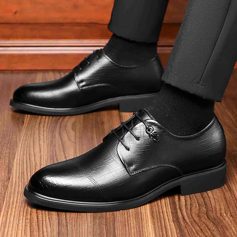 Летняя мужская повседневная обувь из натуральной кожи, мужские кроссовки, мужская обувь, мужская обувь на платформе для скейтборда, увеличивающая рост стельки 6 см
Летняя мужская повседневная обувь из натуральной кожи, мужские кроссовки, мужская обувь, мужская обувь на платформе для скейтборда, увеличивающая рост стельки 6 см