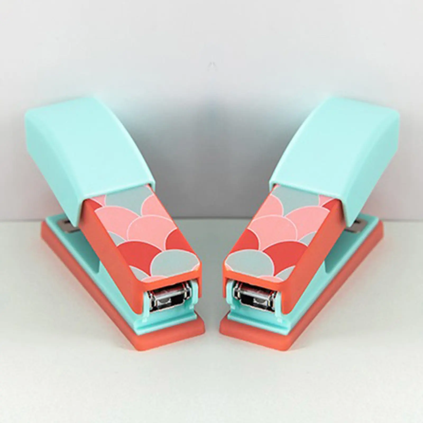 Mini Stapler Portable Design Easy Safe Use Convenient Carry Perfect Everyday Stapling Needs Light Green
Mini Stapler Portable Design Easy Safe Use Convenient Carry Perfect Everyday Stapling Needs Light Green