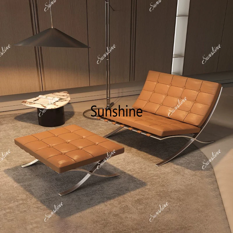 Single, stylish, orange leather sofa casual, pull-up chair
Single, stylish, orange leather sofa casual, pull-up chair