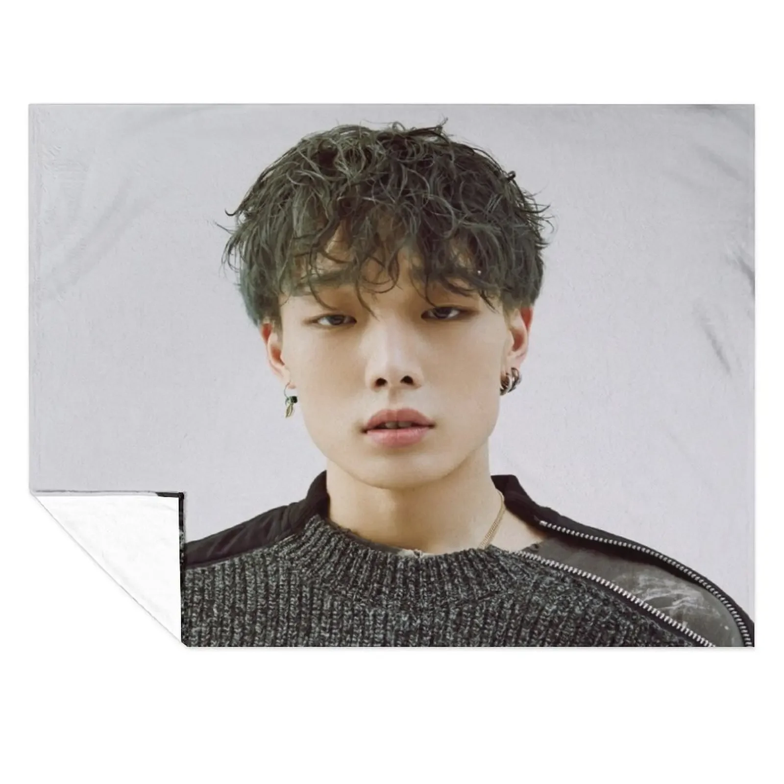 IKON DIVE BOBBY Throw Blanket anime Cute Plaid Tourist Thins Blankets
IKON DIVE BOBBY Throw Blanket anime Cute Plaid Tourist Thins Blankets