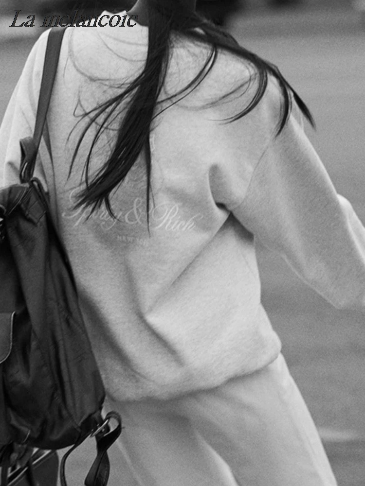 Letter Printed Sweatshirts For Women O-Neck Long Sleeve Sweatshirt 2024 New Spring Fashion Casual Loose sport Pullovers Tops
Letter Printed Sweatshirts For Women O-Neck Long Sleeve Sweatshirt 2024 New Spring Fashion Casual Loose sport Pullovers Tops