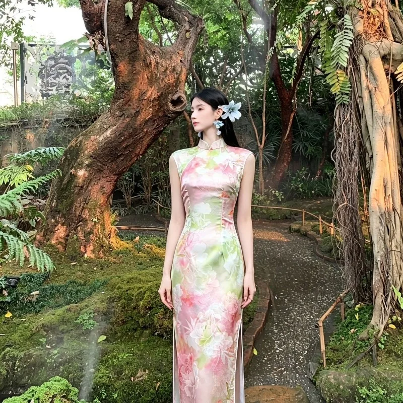 Jacquard Satin Is Super Ethereal Dreamy Sleeveless Chinese-style Summer Dress Slender Waist Modified Cheongsam Youthful Slimming
Jacquard Satin Is Super Ethereal Dreamy Sleeveless Chinese-style Summer Dress Slender Waist Modified Cheongsam Youthful Slimming