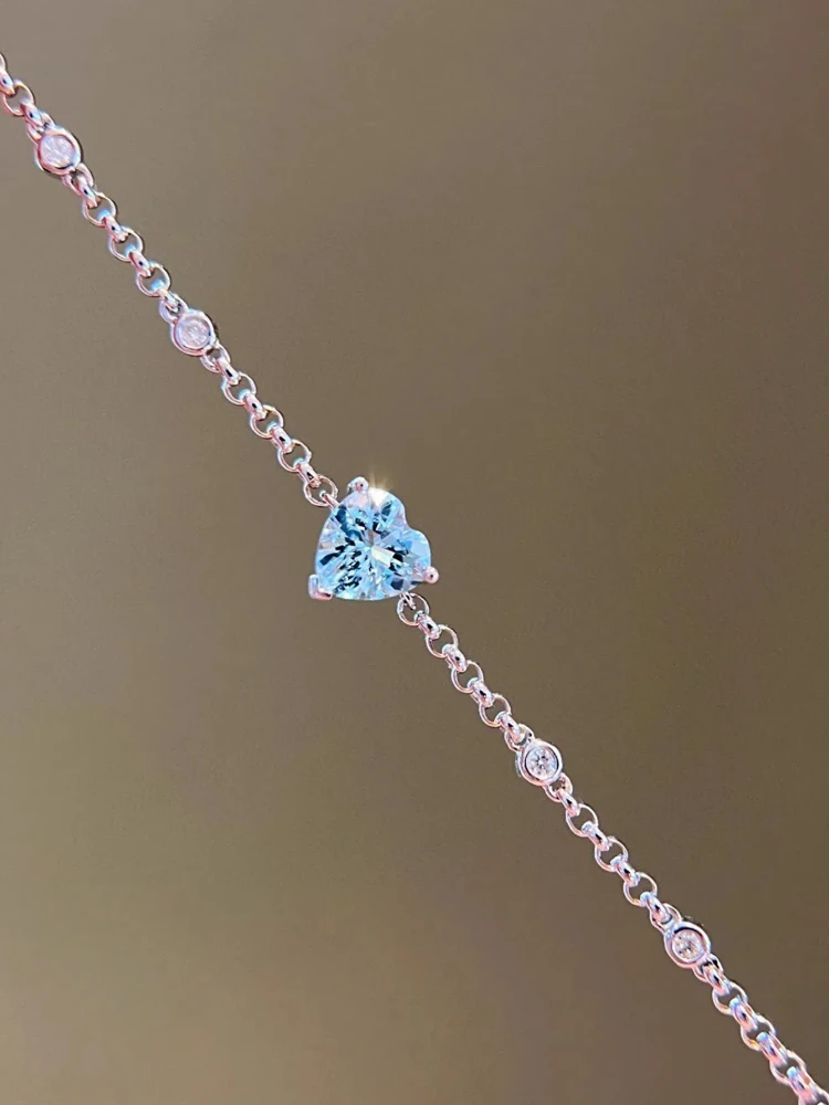 Женский браслет из стерлингового серебра 925 пробы, темно-синий циркон, браслет «Любовь», ювелирные изделия для женщин, повседневная одежда, подарки для праздничной вечеринки
Женский браслет из стерлингового серебра 925 пробы, темно-синий циркон, браслет «Любовь», ювелирные изделия для женщин, повседневная одежда, подарки для праздничной вечеринки