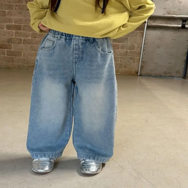 Girls Jeans Autumn Winter Wide Leg Pants Elastic Waist Loose Pants Comfortable New Fashion Children Clothing 4-8 Years Old
Girls Jeans Autumn Winter Wide Leg Pants Elastic Waist Loose Pants Comfortable New Fashion Children Clothing 4-8 Years Old