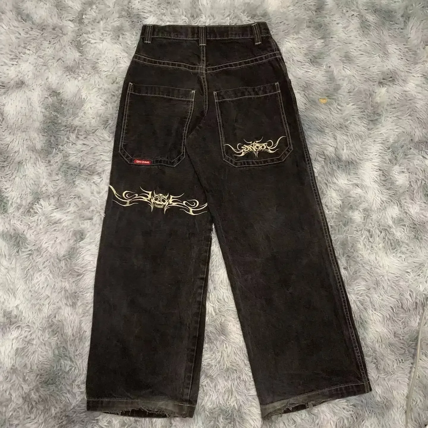 2024 new casual jeans American high street hiphop hip hop trendy brand printed jeans men's straight loose wide leg pants
2024 new casual jeans American high street hiphop hip hop trendy brand printed jeans men's straight loose wide leg pants