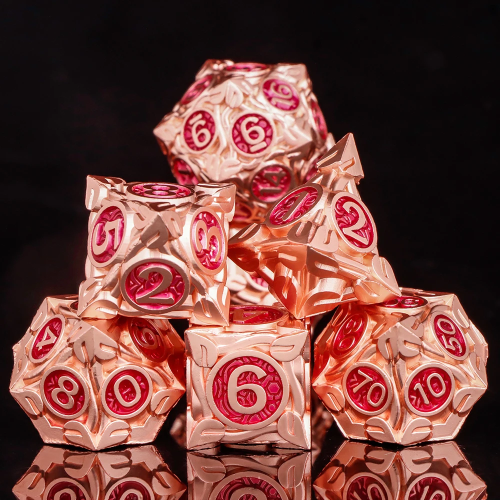 Металлический набор кубиков для D&D, 7 шт., с дизайном «Природные лозы и листья», черно-синие игровые кубики для Dungeons & Dragons, D20, D12, D10, D8, D6, D4
Металлический набор кубиков для D&D, 7 шт., с дизайном «Природные лозы и листья», черно-синие игровые кубики для Dungeons & Dragons, D20, D12, D10, D8, D6, D4