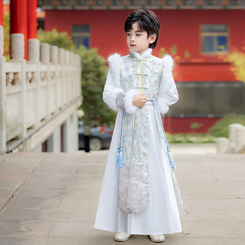 2024 Winter New Kids Young Master's Hanfu Chinese Traditional Ancient Boys Knight-errant Clothes Children's New Year Costume
2024 Winter New Kids Young Master's Hanfu Chinese Traditional Ancient Boys Knight-errant Clothes Children's New Year Costume