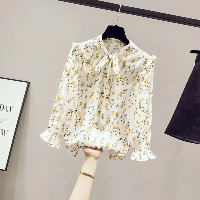Women Blouses Lace-up Floral Printed New Summer Designed Bow Korean Style V-neck Casual Tops Trendy Soft Daily Aesthetic Chic
Women Blouses Lace-up Floral Printed New Summer Designed Bow Korean Style V-neck Casual Tops Trendy Soft Daily Aesthetic Chic
