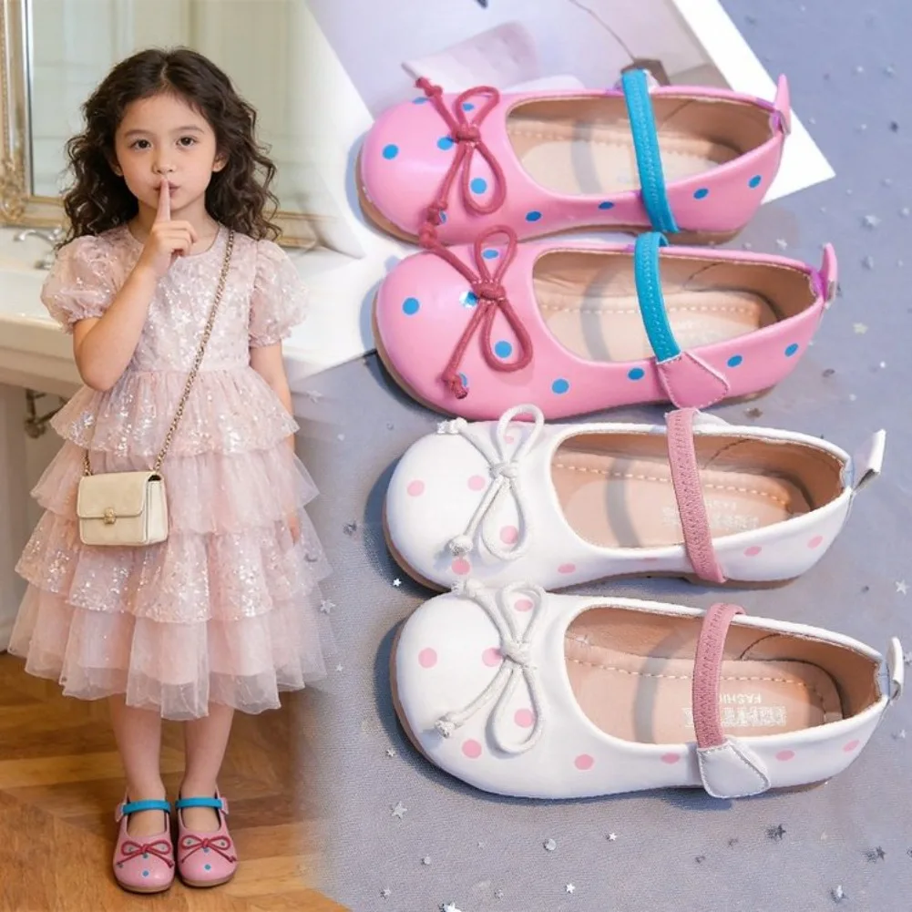 Toddler Girls Polka Dot Leather Shoes with Cute Bow 2026 New Summer Kids Ballet Flats Soft Sole Simple Chic Princess Party Shoes
Toddler Girls Polka Dot Leather Shoes with Cute Bow 2026 New Summer Kids Ballet Flats Soft Sole Simple Chic Princess Party Shoes