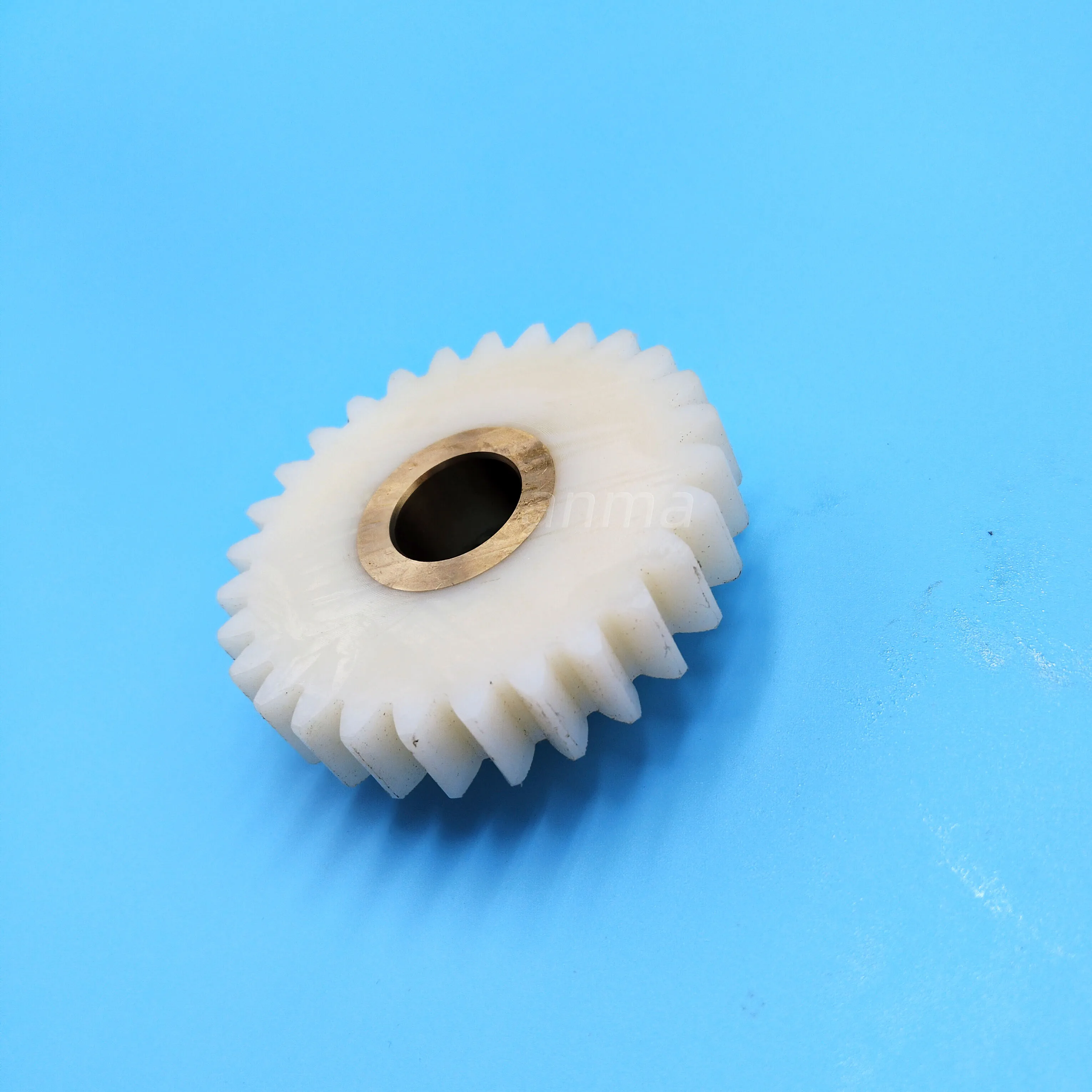 1 PCS White Gear Komori Gear 28 Teeth Outer diameter: 63mm Inner diameter: 16mm Height: 21mm
1 PCS White Gear Komori Gear 28 Teeth Outer diameter: 63mm Inner diameter: 16mm Height: 21mm