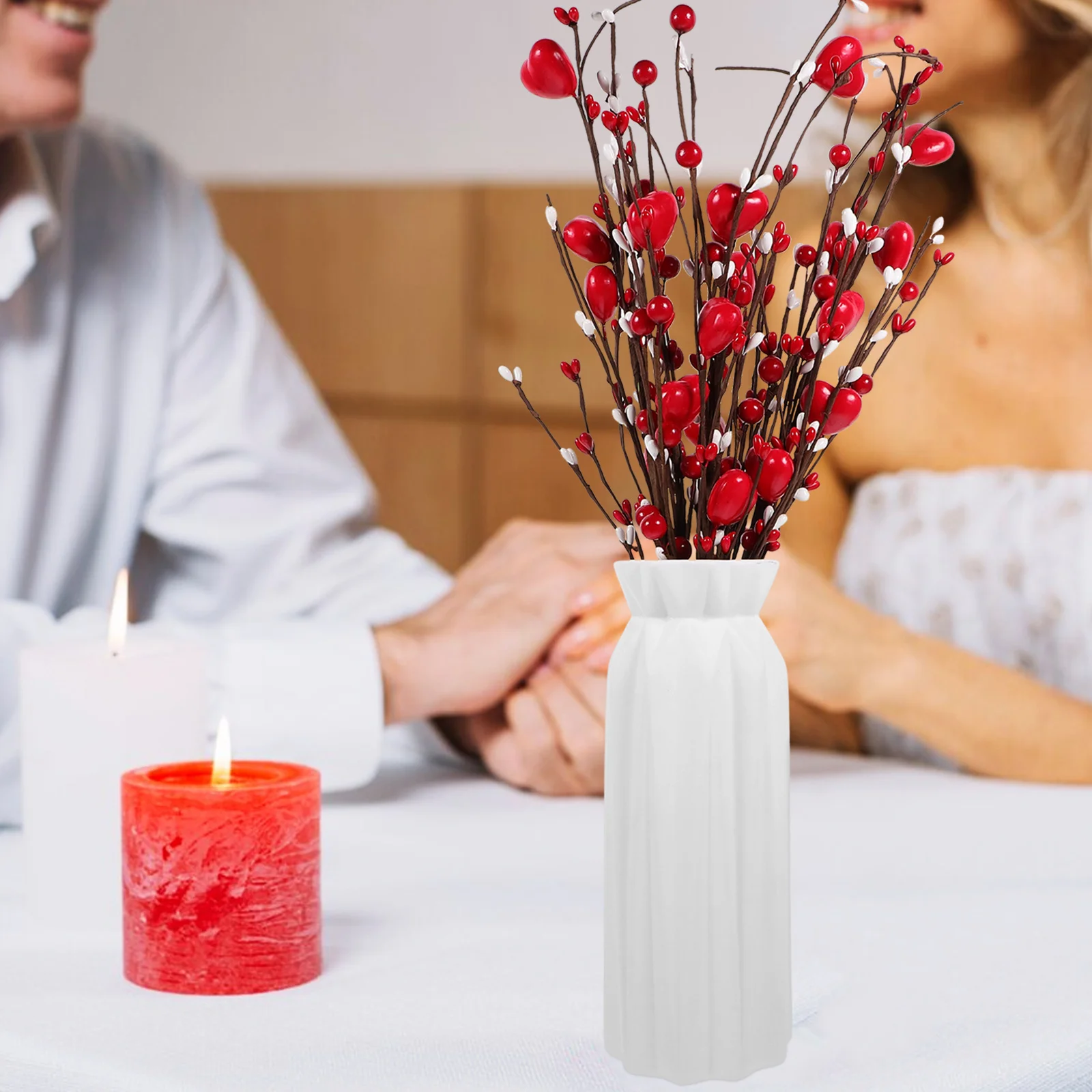 6Pcs Valentines Day Berry Picks with Heart Decorations Artificial Berry Branches for DIY Crafts Floral Arrangement Party Favor
6Pcs Valentines Day Berry Picks with Heart Decorations Artificial Berry Branches for DIY Crafts Floral Arrangement Party Favor