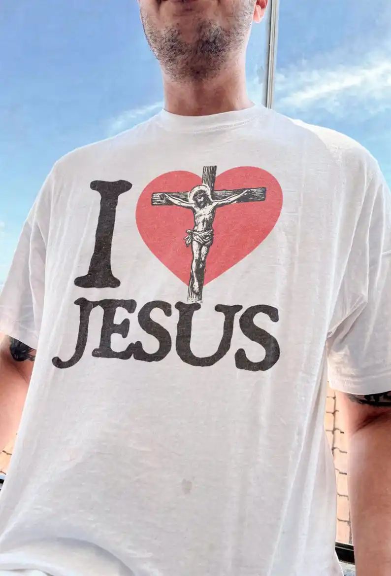 Футболки с изображением Иисуса Христа для мужчин, модные повседневные футболки с коротким рукавом для лета, хлопковые футболки, футболки с христианской символикой, топы.
Футболки с изображением Иисуса Христа для мужчин, модные повседневные футболки с коротким рукавом для лета, хлопковые футболки, футболки с христианской символикой, топы.