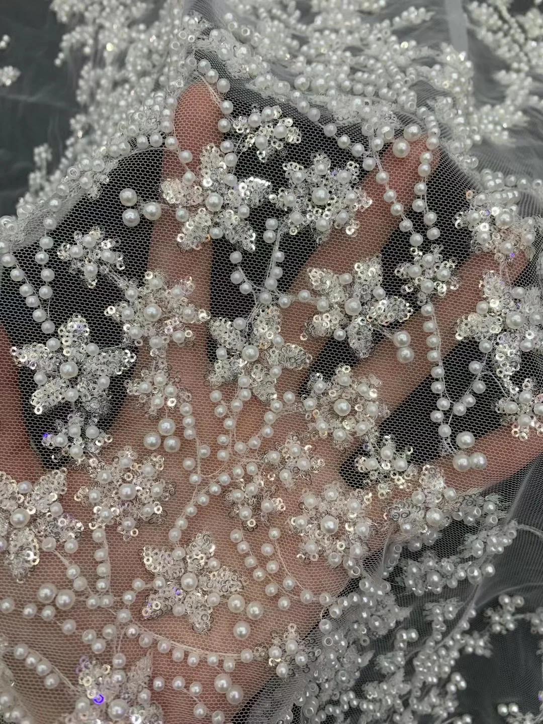 African Lace Fabric 2023 High Quality Beads Sequins French Mesh Tull Lace Fabric for Wedding Party Dress XB5631
African Lace Fabric 2023 High Quality Beads Sequins French Mesh Tull Lace Fabric for Wedding Party Dress XB5631