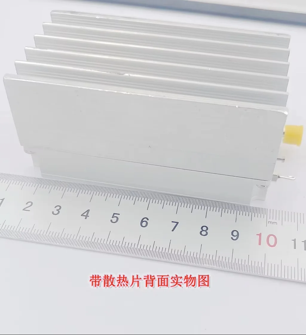 WYDZ-PA-2.4-2.5GHz-10W 2.4GHz 10W RF Power Amplifier RF Power Amp 40dB Gain 10W Output with Heat Sink
WYDZ-PA-2.4-2.5GHz-10W 2.4GHz 10W RF Power Amplifier RF Power Amp 40dB Gain 10W Output with Heat Sink