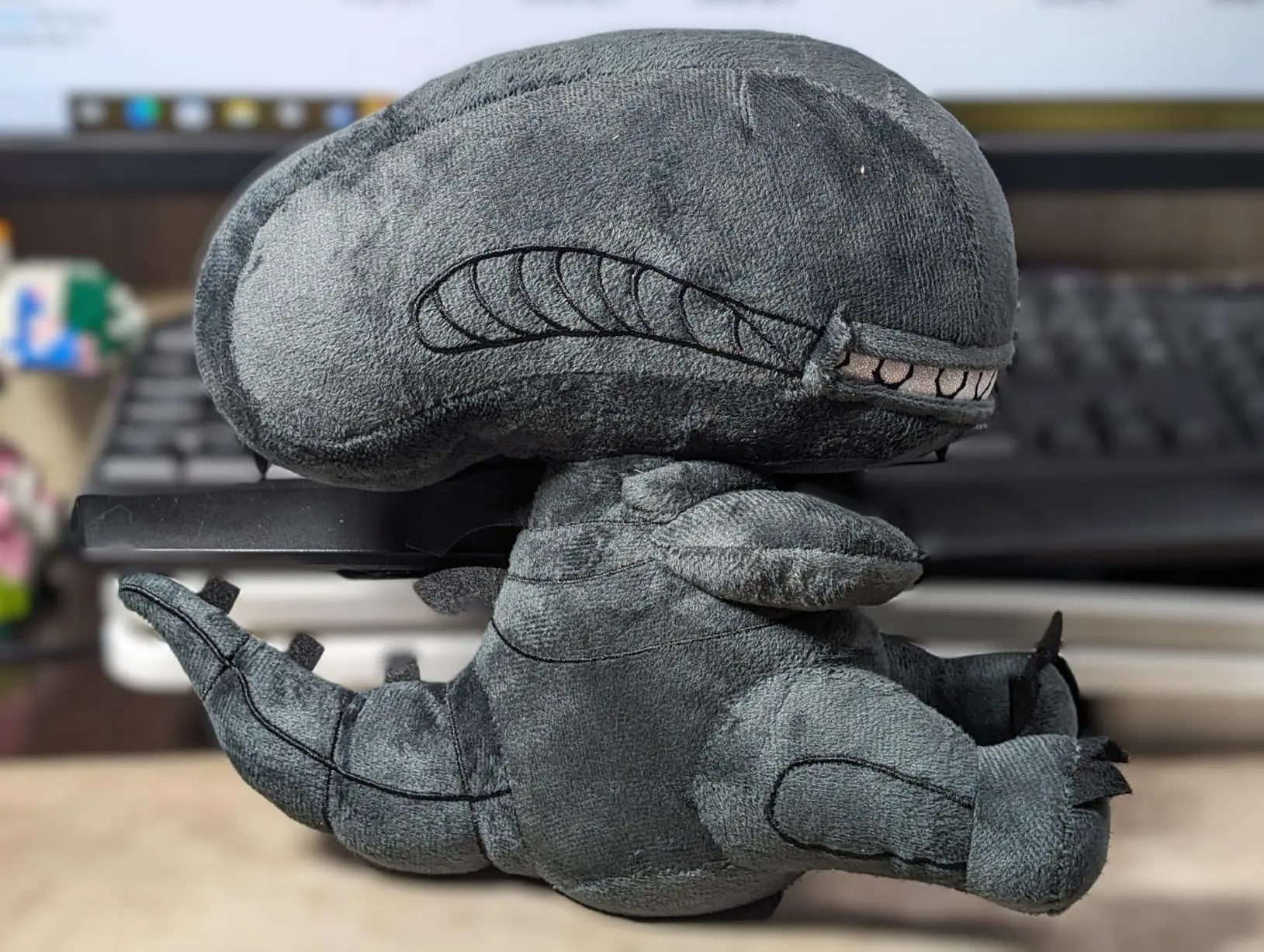 Плюшевая игрушка-животное Xenomorphe Alien, плюшевые фигурки монстра для любителей детей на день рождения
Плюшевая игрушка-животное Xenomorphe Alien, плюшевые фигурки монстра для любителей детей на день рождения