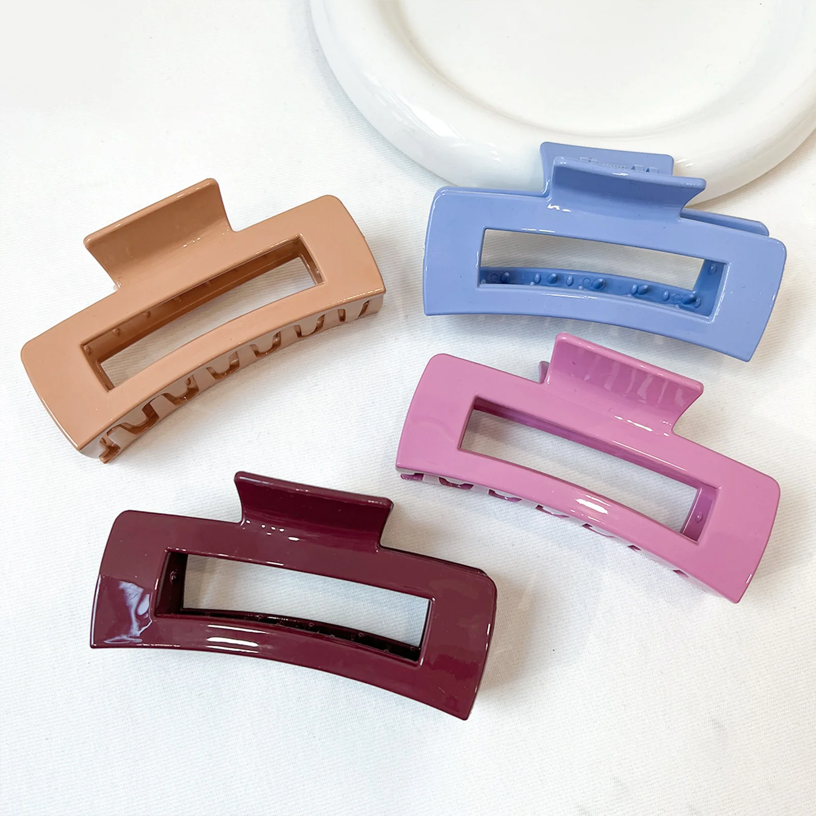 Soft Silicone Square Shark Clips Womens Wear-resistant Durable Claw Clip Fashion Hairpin Hair Accessories Non Fragile Grip Clip
Soft Silicone Square Shark Clips Womens Wear-resistant Durable Claw Clip Fashion Hairpin Hair Accessories Non Fragile Grip Clip