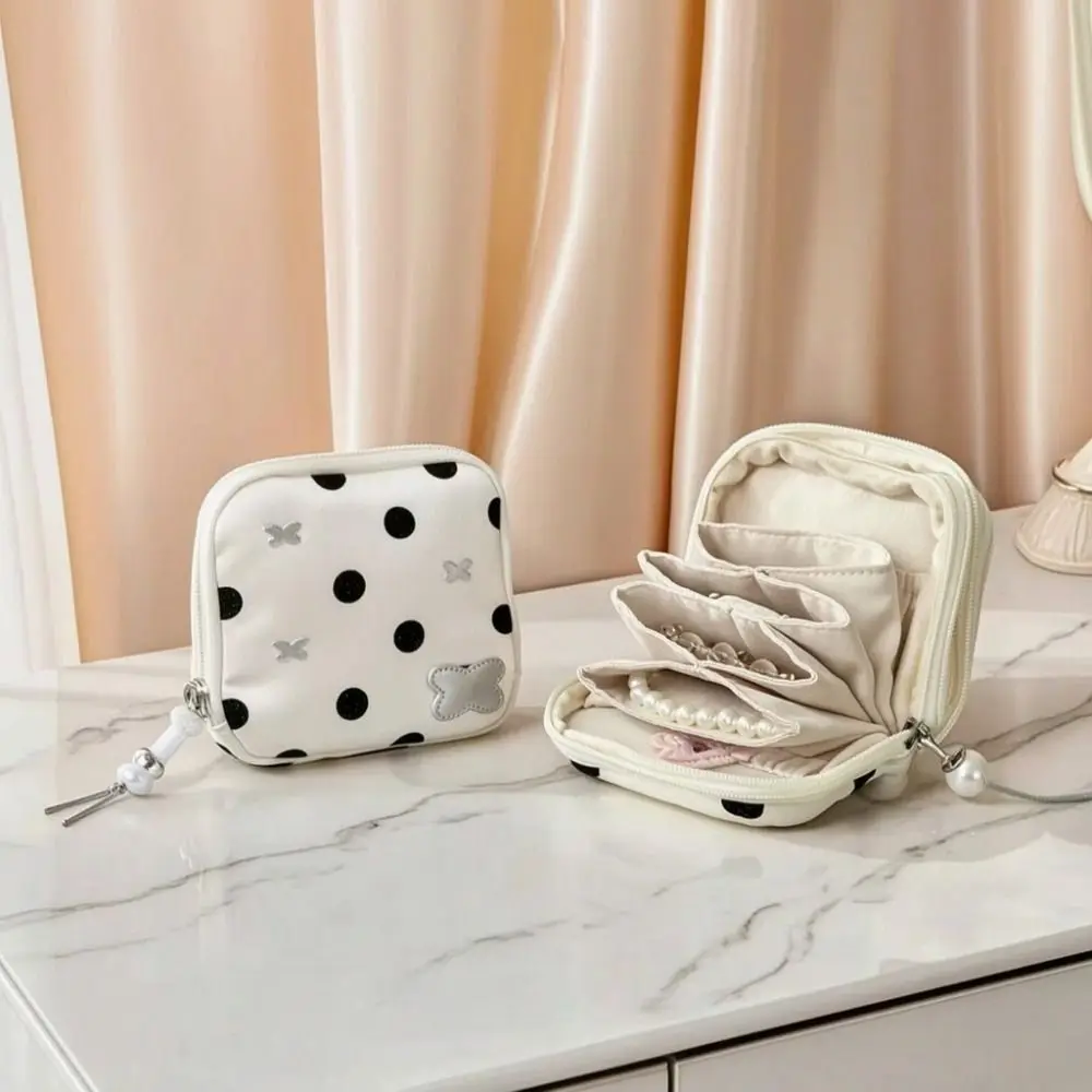 Black Dot Pattern Jewelry Storage Bag Multi-pocket Butterfly Embroidery Portable Jewelry Case Multifunctional Exquisite
Black Dot Pattern Jewelry Storage Bag Multi-pocket Butterfly Embroidery Portable Jewelry Case Multifunctional Exquisite