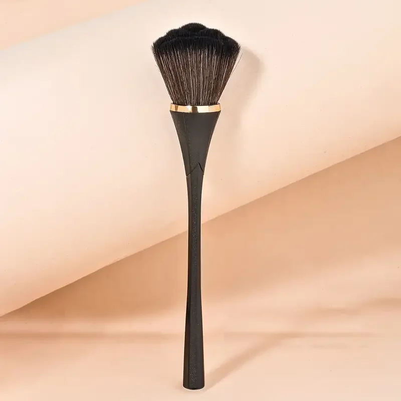 Rose Loose Powder Blush Brush, Makeup Brush, Professional Soft Hair Makeup Brush Cosmetic Tool For Makeup Artist Novice(Black)
Rose Loose Powder Blush Brush, Makeup Brush, Professional Soft Hair Makeup Brush Cosmetic Tool For Makeup Artist Novice(Black)
