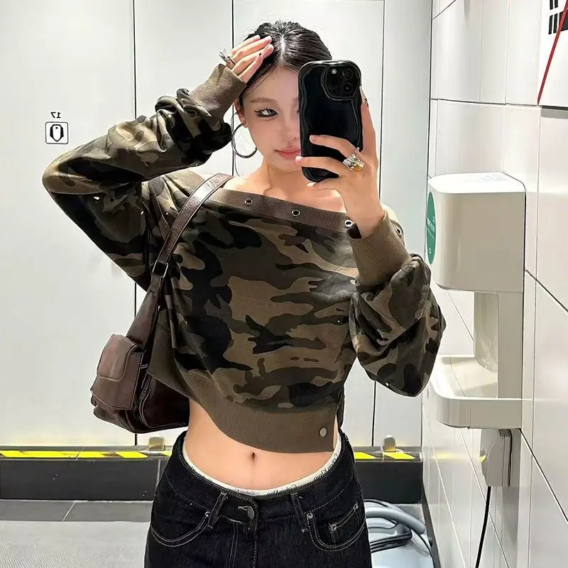 Короткие толстовки в стиле Харадзюку в стиле панк, осенние тонкие модные женские камуфляжные толстовки, субкультурные Y2k, облегающее пальто для женщин
Короткие толстовки в стиле Харадзюку в стиле панк, осенние тонкие модные женские камуфляжные толстовки, субкультурные Y2k, облегающее пальто для женщин