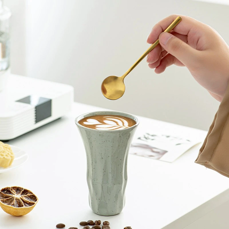 Vintage Handmade Latte Art Coffee Mug Small Ceramic Cup for Cafe Bar Restaurant
Vintage Handmade Latte Art Coffee Mug Small Ceramic Cup for Cafe Bar Restaurant